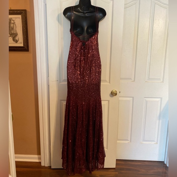 “THEIA” Jessica Sequin Lace Up Gown - Picture 11 of 16